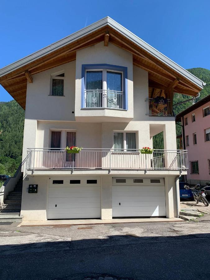 Appartement Angeli Dolomiti House2 à Croviana Extérieur photo